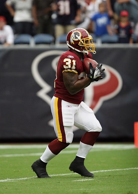 17岁的安德列娃迪拜夺冠了，女网世界前十排名重新洗牌也开始了.